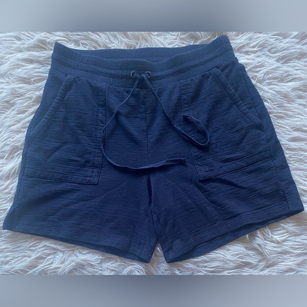 Talbots navy shorts size women’s small petite.